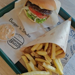 burger and fries from Burger 'n Shake
